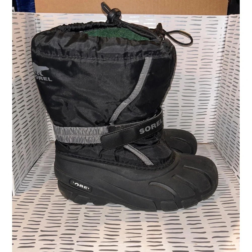 Sorel Kids‎ Flurry Black Snow Boots Waterproof Insulated NY1965-016 Size 5 Youth